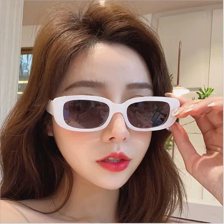 Retro Rectangular Frame Sunglasses