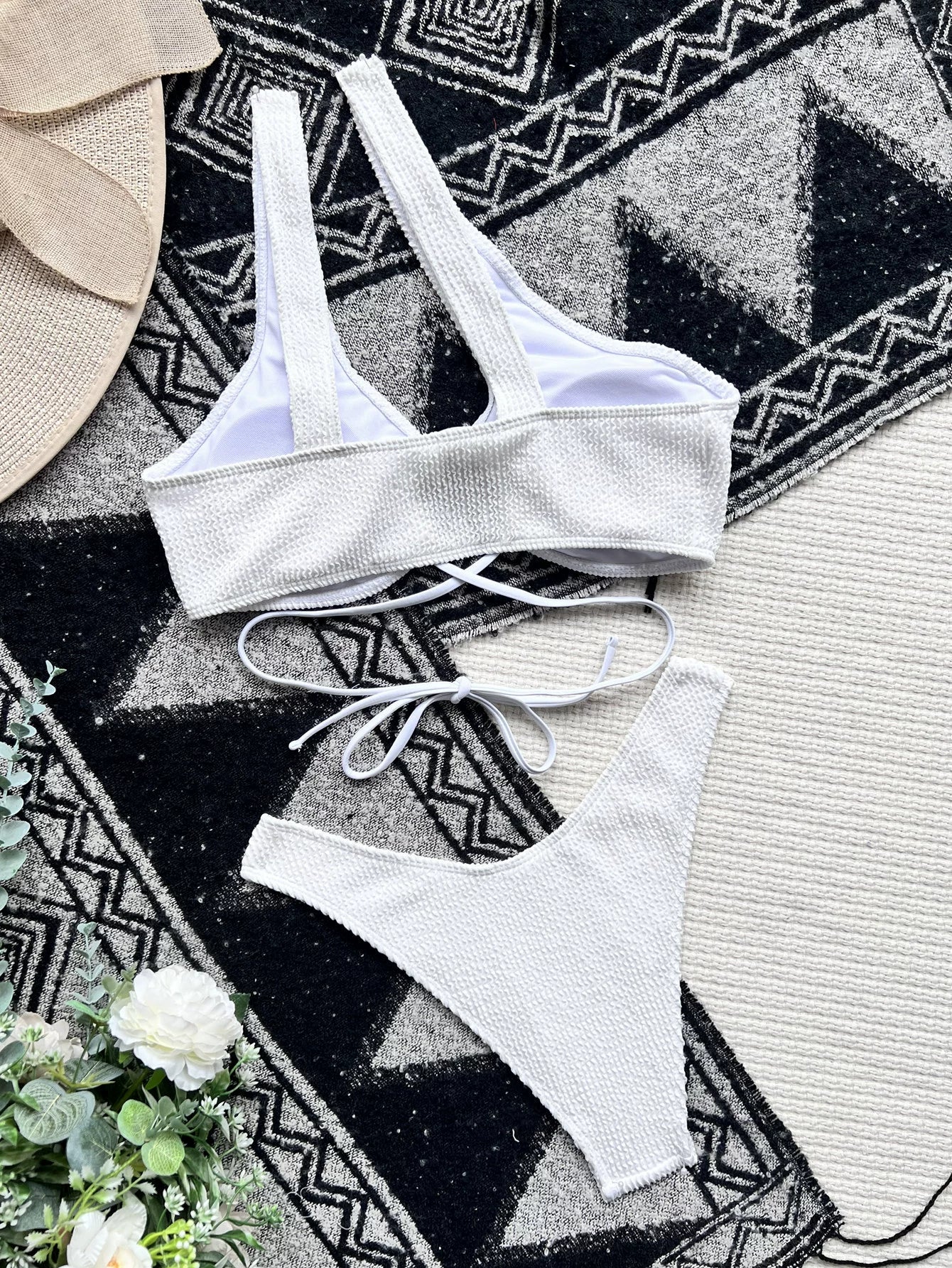 White One Shoulder Two Piece Bikini